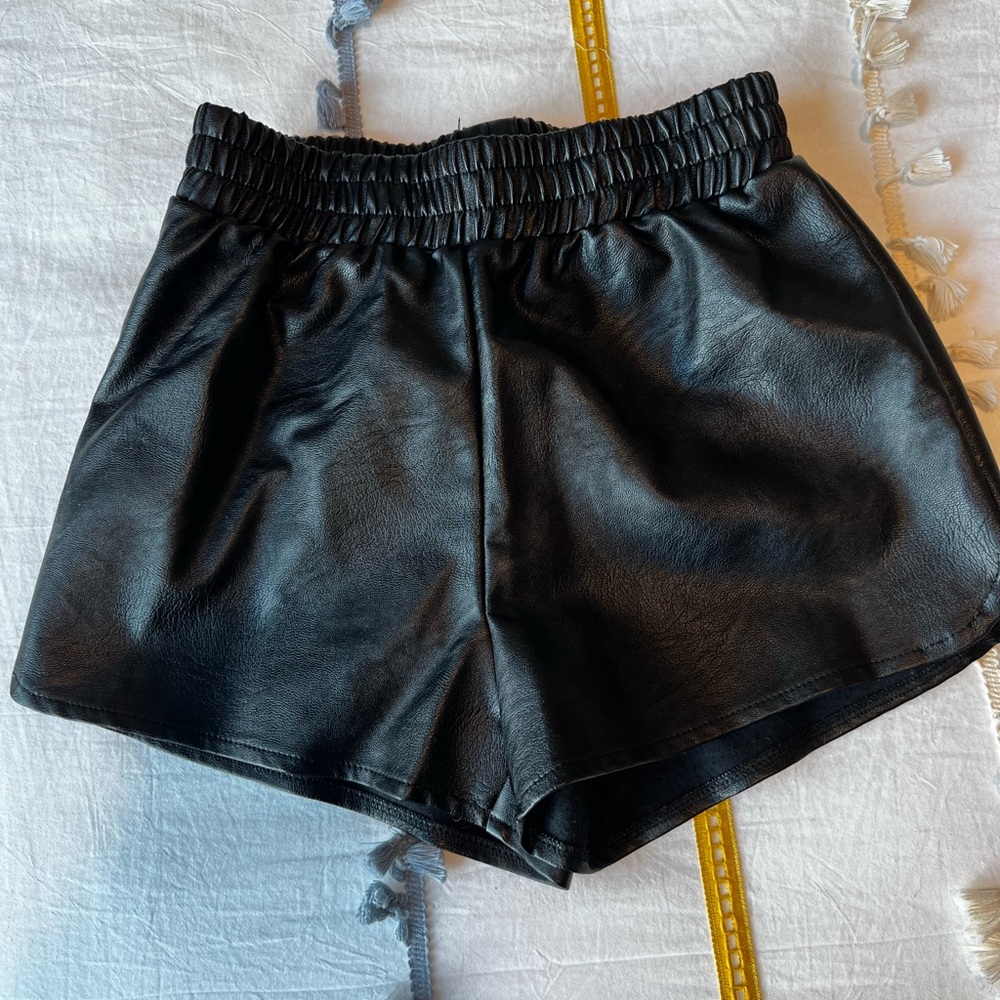 Nasty gal leather shorts